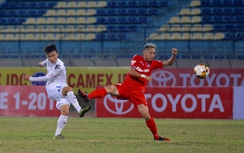 Kết thúc vòng 1 V-League 2017: Trật tự được xác lập bằng... tiền